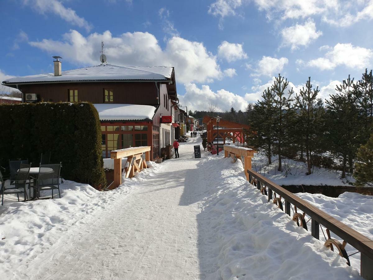Lipno Nad Vltavou - Apartman 23 - Wifi, Parking, Netflix Ngoại thất bức ảnh